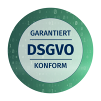 Rundes grünes Signet mit Binärcode im Hintergrund und der Aufschrift: Garantiert DSGVO konform